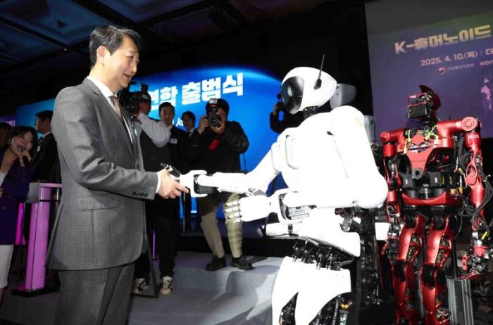K-휴머노이드 연합 공식 출범… 물류 현장에 AI 로봇 협업 본격화 기사 이미지