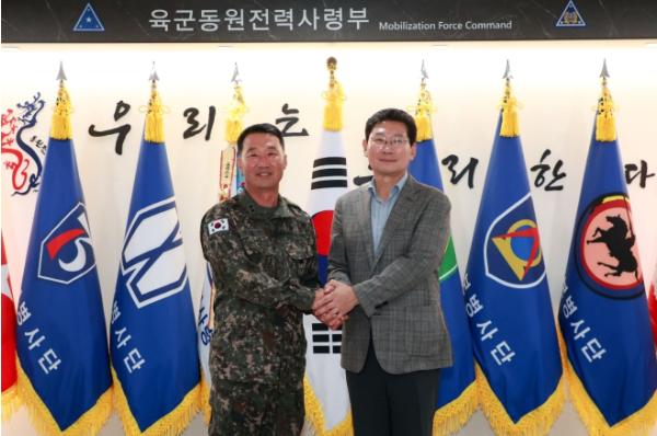 이상일 용인특례시장, 추석 앞두고 지역 군부대 위문 방문 기사 이미지