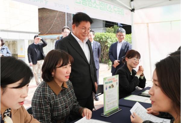 마포구, 소상공인 위한 특별신용보증 현장접수처 운영 시작