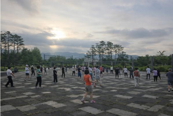 강남구, 공원서 즐기는 '야외 생활체육교실' 첫 운영