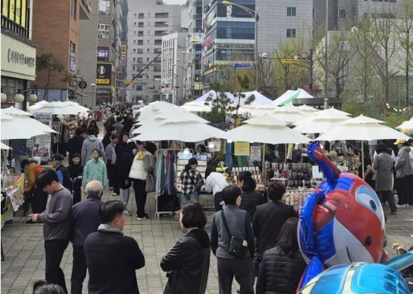 광명시, 지역경제·윤리적 소비 잇다…사회연대경제 나눔장터 ‘자라라마켓’ 시민 7천 명 발길