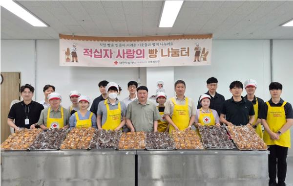 인천신용보증재단, 결식아동을 위한 제빵봉사 실시