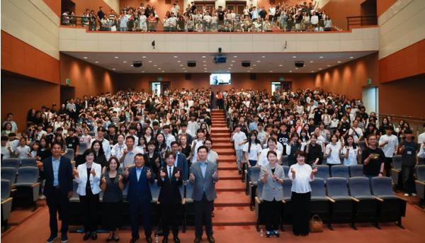 용인특례시 ‘용인시장학재단’, 2026년도 장학증서 수여식 개최