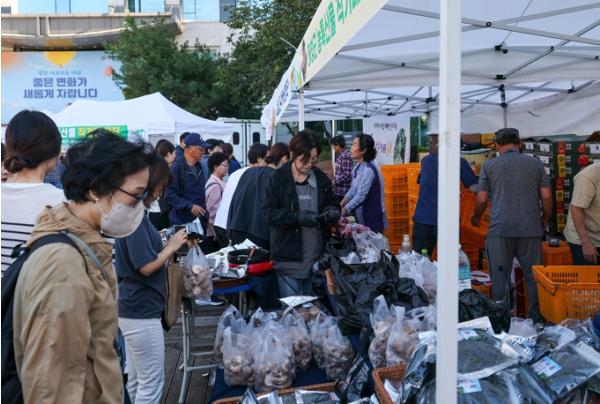 동대문구, 추석 직거래장터 매출 1억 원 돌파